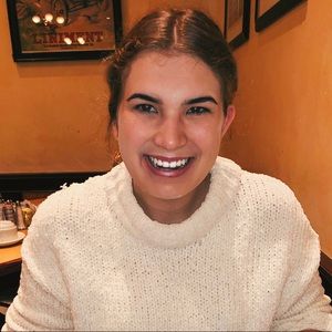 Meet your Posher, Christy